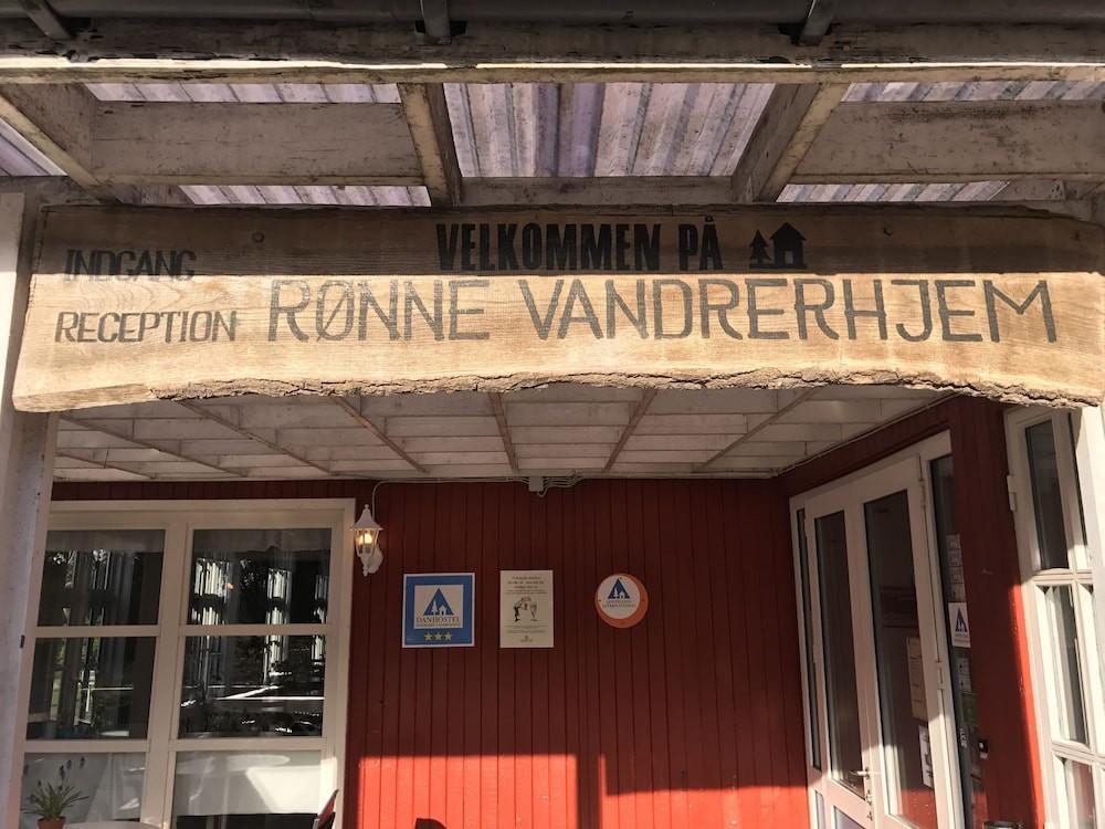 Ronne Vandrerhjem Exterior foto