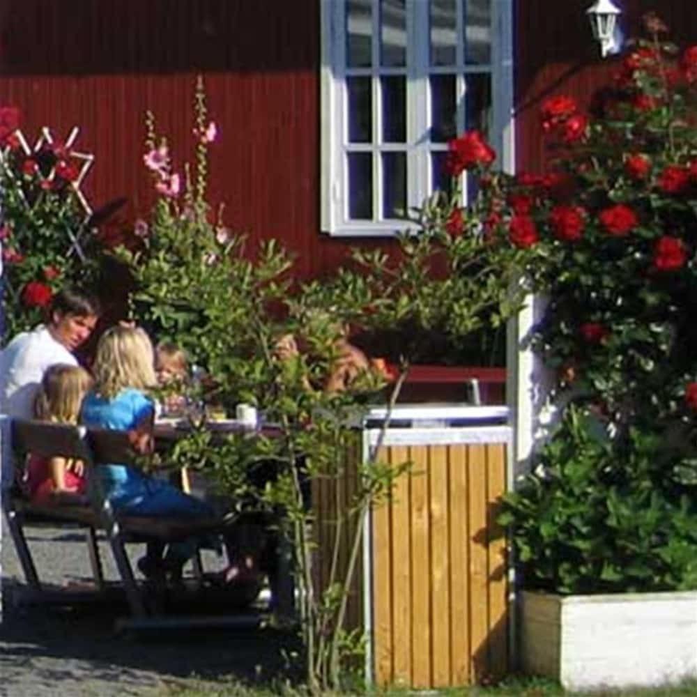 Ronne Vandrerhjem Exterior foto